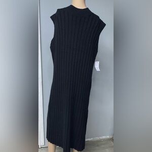 Elegant Black Ribbed Midi Dress